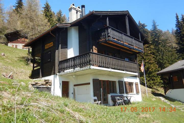 Chalet für 4 Personen, mit Balkon