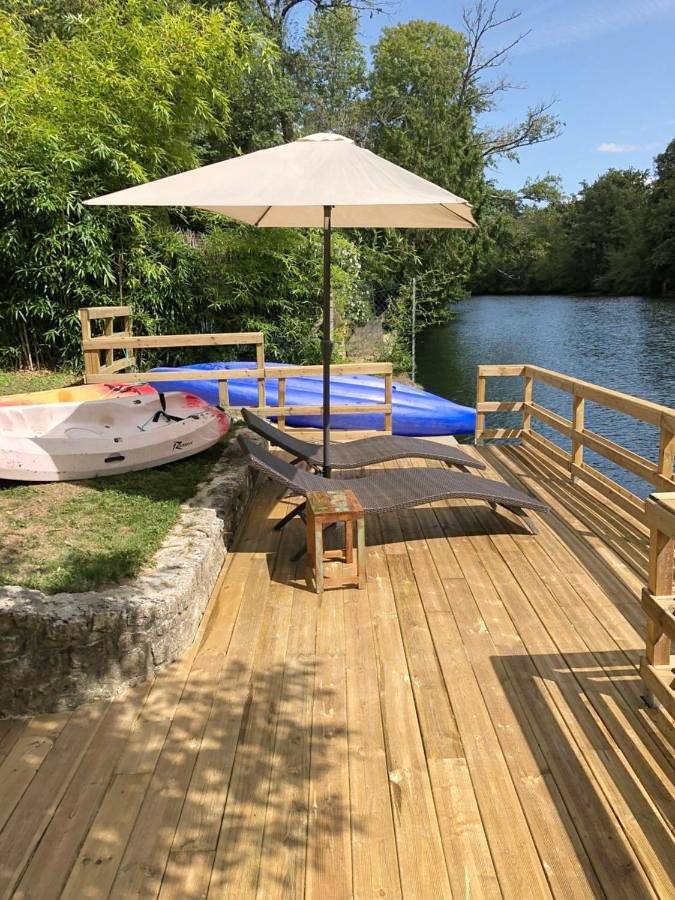 Location de vacances pour 6 personnes, avec Terrasse ainsi que Jardin et Vue à Montigny-sur-Loing