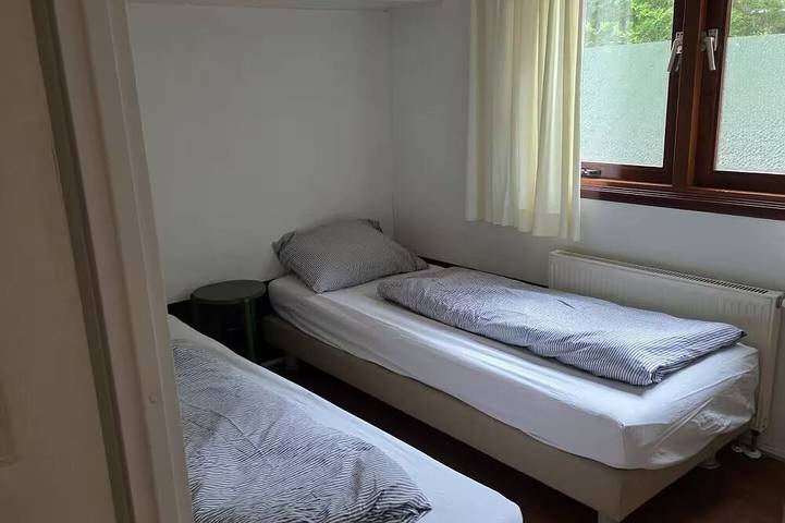 Wooded Pond Cottage in the Veluwe with a Swimming Pool! in Veluwe