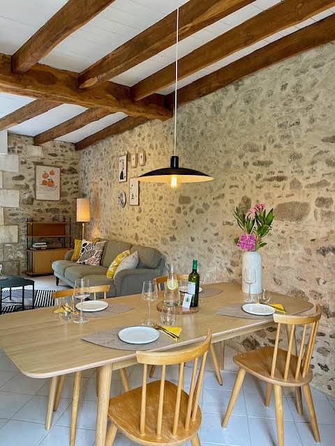 Boutique gite Flore (Vive le Vert) in Bussière-Badil, Parc naturel régional Périgord-Limousin