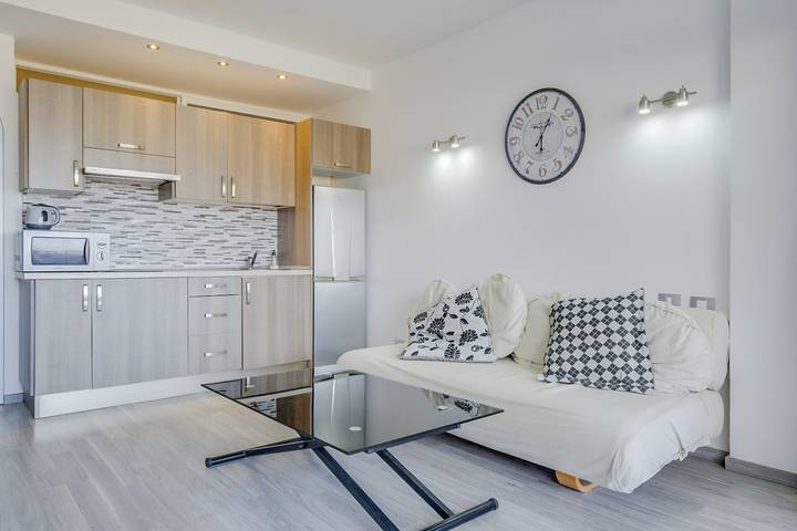 Hel lejlighed, Charming Apartment “Mar Azul Del Sur” with Sea View, Wi-Fi, Terrace & Shared Pool in Marazul, Adeje