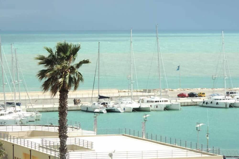 Apartamento entero, Ático Impresionante En Los Lugares De Montalbano in Marina di Ragusa, Provincia de Ragusa