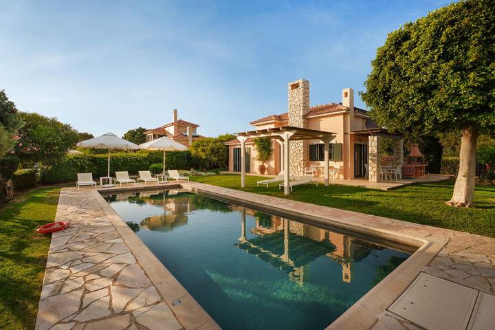 Villa for 6 people, with garden and terrace in Kefalonia