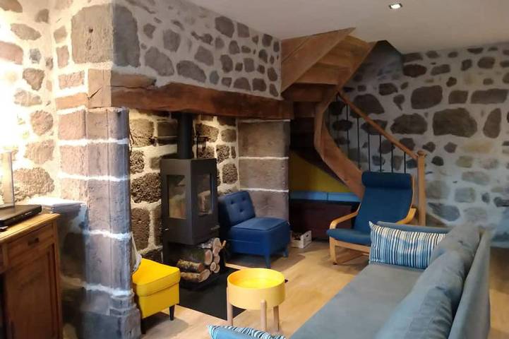 Location de vacances pour 6 personnes à Thiézac