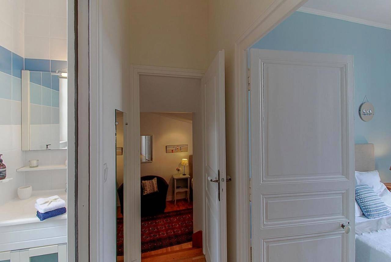 Two-Bedroom Suite in La Jarrie, Région de La Rochelle