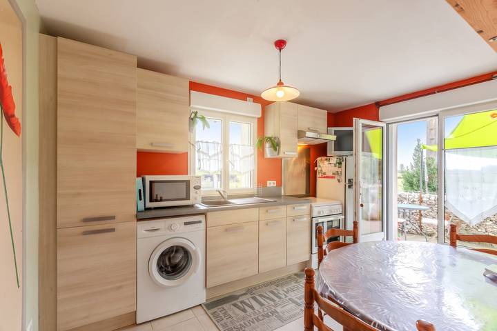 Appartement entier, Appartement accueillant à Mortagne-sur-Gironde, 45 m², terrasse in Mortagne-sur-Gironde, Région de Saintes