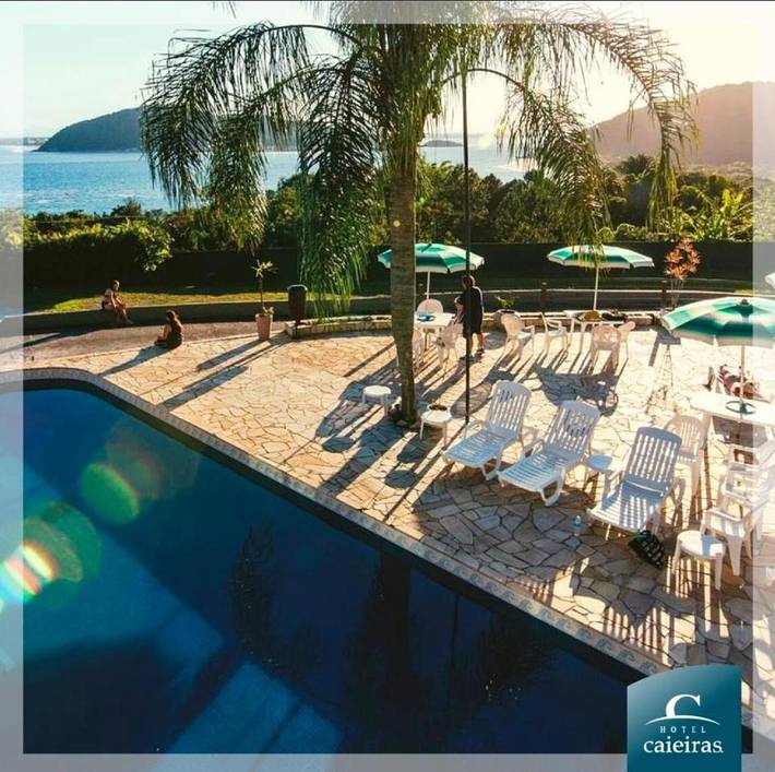 Pousadas para 2 pessoas, com piscina e jardim em Guaratuba
