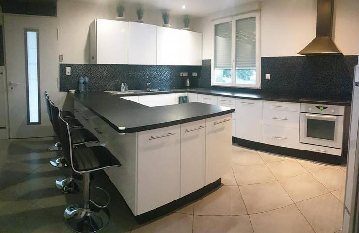 Villa pour 9 personnes, avec Terrasse et Vue