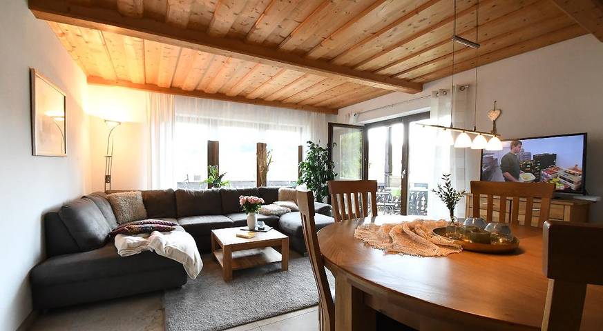 Ganze Ferienwohnung, Fw Landhaus Karin - Ferienwohnung 1 in Zwiesel, Šumava Mountains