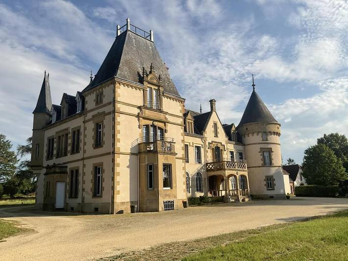 Chambre d’hôte pour 2 personnes, avec Terrasse ainsi que Piscine et Sauna