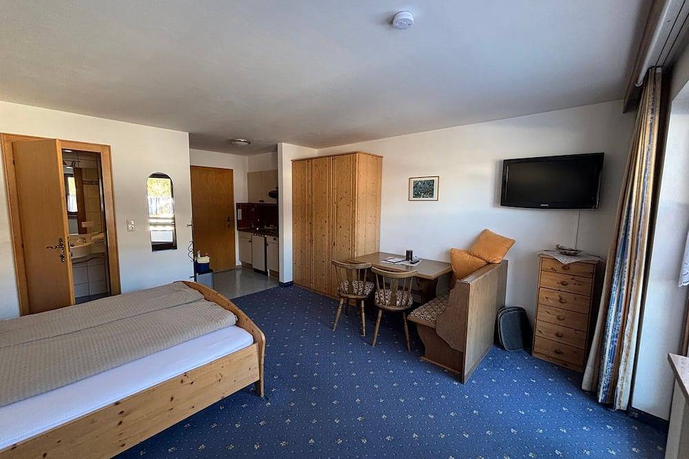 Studio / Doppelzimmer Teeküche und Frühstück - Gästehaus Tauscher am Haldensee / in Grän, Allgäuer Alpen (Österreich)