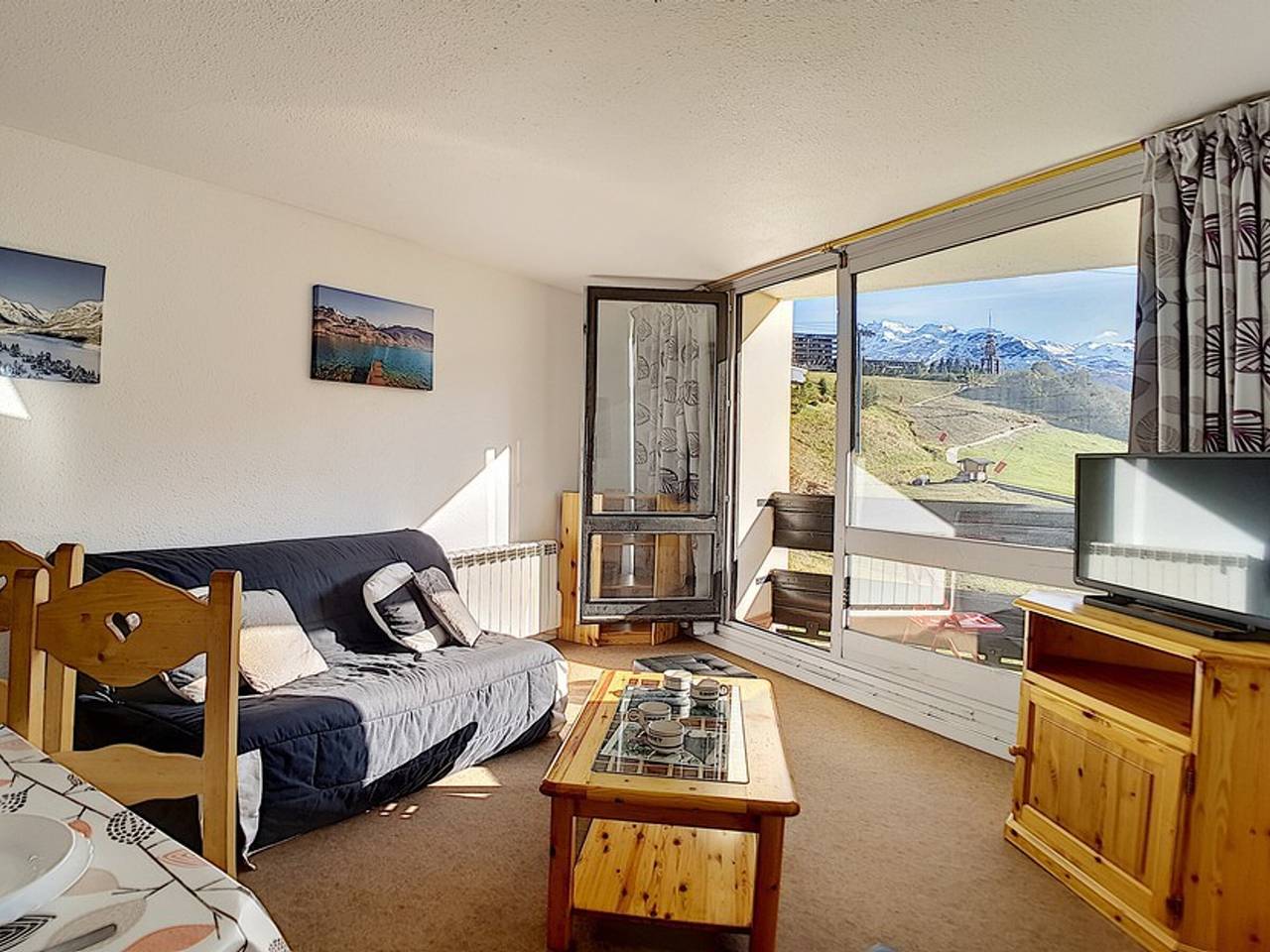 Geheel appartement, Spacious apartment 6 pers. · Ski-in/ski-out · South-facing balcony in Les Menuires, Saint-Martin-de-Belleville