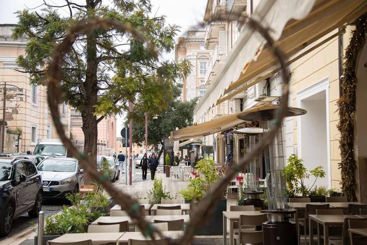 Appartamento per 4 persone, con sauna e panorama nonché giardino, con animali domestici in Caserta