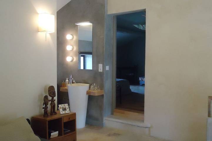 Location de vacances pour 8 personnes, avec terrasse et jardin à Barbentane - 3