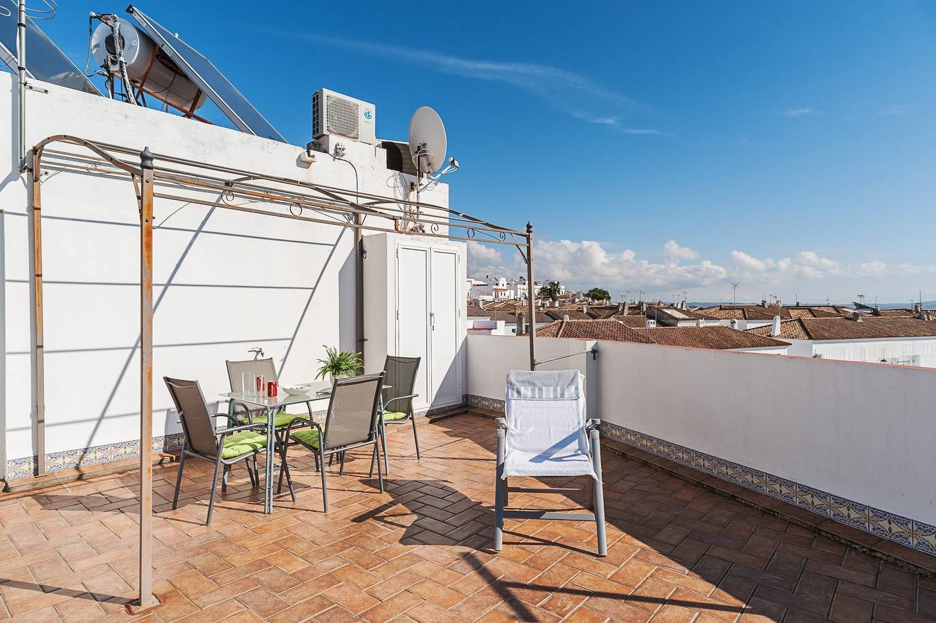 Apartamento entero, Terraza compartida con vistas impresionantes - Apartamento Sebastian 2 Alto in Conil de la Frontera, Costa de la Luz