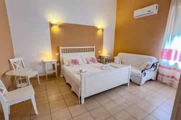 Gîte pour 3 personnes, avec jardin à Bosa Marina