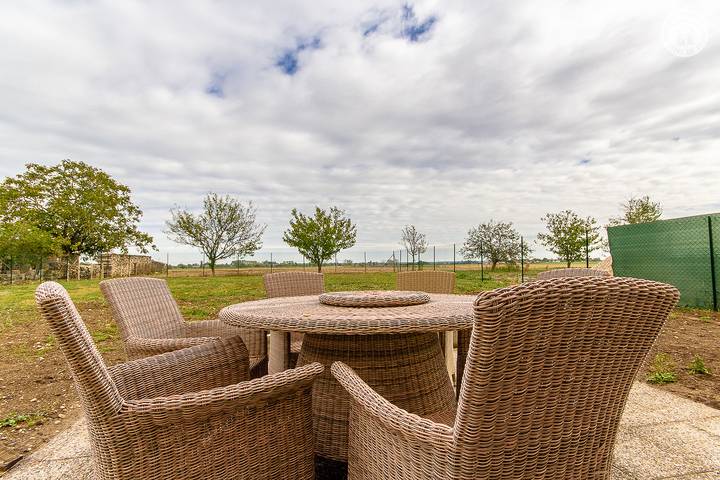 Gîte pour 8 personnes, avec terrasse et jardin dans Saône-et-Loire - 4