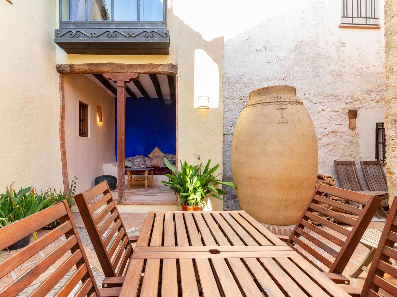 Belle maison andalouse avec piscine barbecue et Wifi in Pinos del Valle, El Pinar