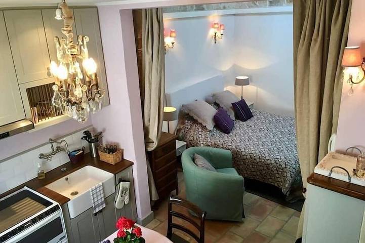 Apartamento entero, Apartamento romántico con terraza privada en la azotea in Mougins, Costa mediterránea (Francia)
