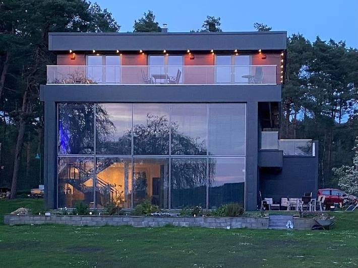 Ferienwohnung für 4 Personen, mit Balkon und Terrasse sowie Garten und Seeblick in Zossen