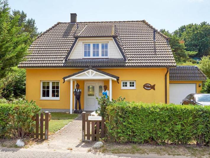 Ferienhaus für 6 Personen, mit Balkon und Terrasse sowie Garten und Ausblick