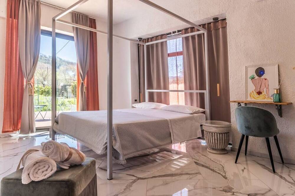 Villa Oidor a 5 km al mare in Ascea, Cilento Coast