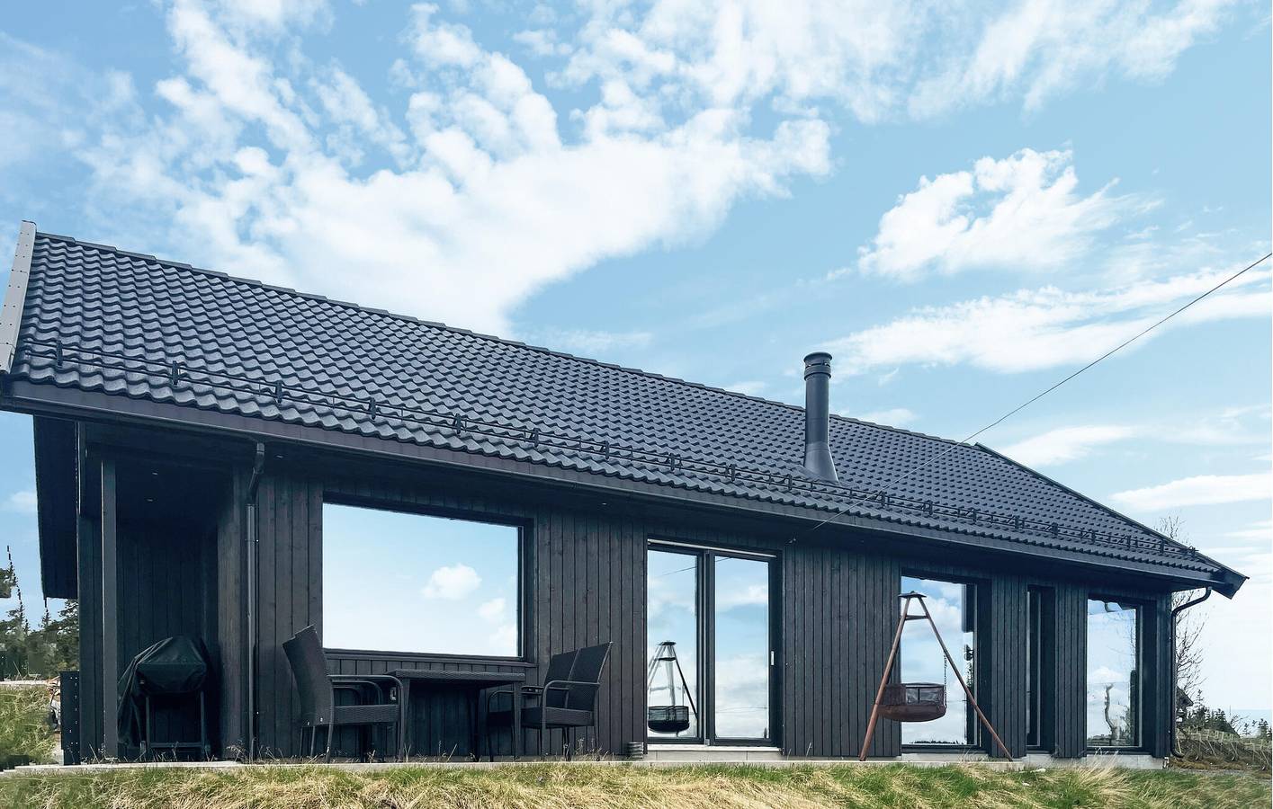 Ferienhaus für 8 Personen mit Terrasse in Løten