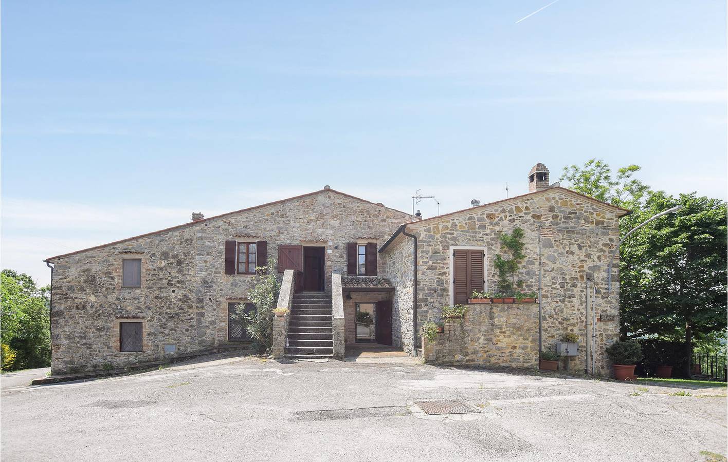 Ganze Ferienwohnung, Gemütliches 2BR Apartment mit Babybett & Parkplatz in Semproniano, Grosseto Provinz