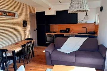 Gîte pour 4 personnes, avec terrasse dans Grands Thermes