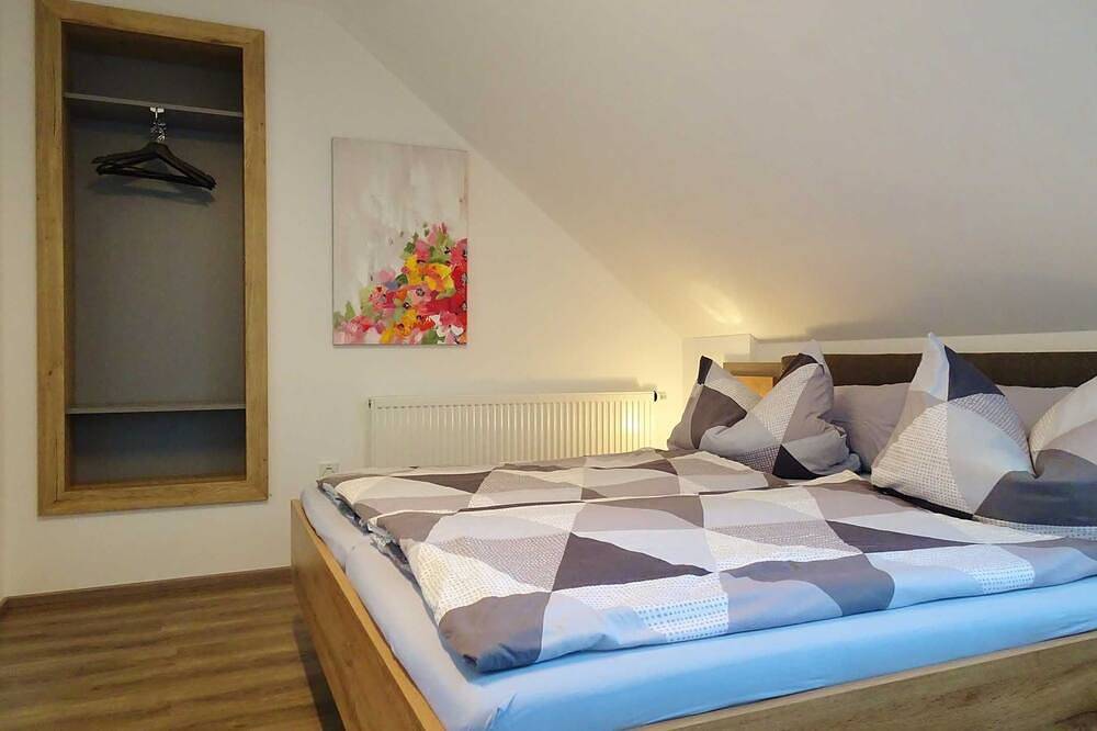 Ganze Wohnung, Ferienwohnung-Seestern-Seenland in Elsterheide, Lausitzer Seenland