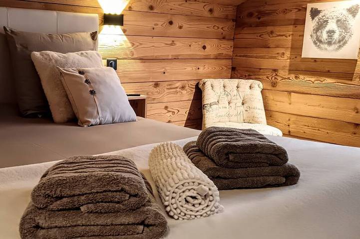 Chalet Josaly Jacuzzi /sauna in Samoëns, Region Bonneville