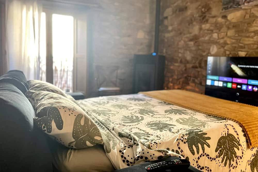 Entire apartment, Tavertet lovely cozy apartment in Tavertet, Osona