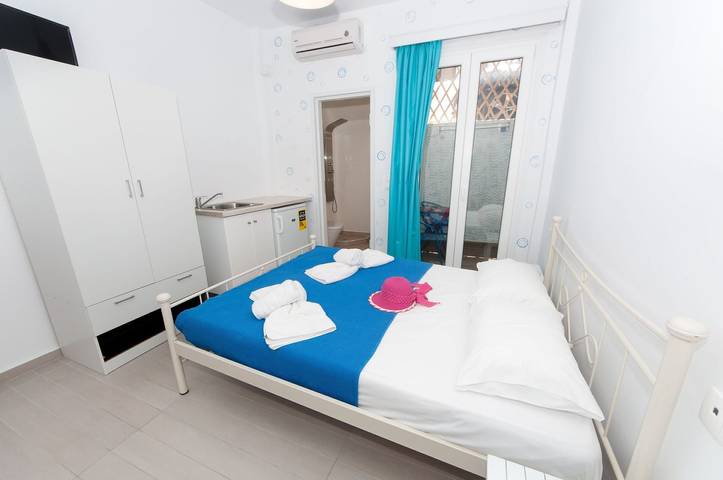 Villa for 2 people, with balcony in Naxos