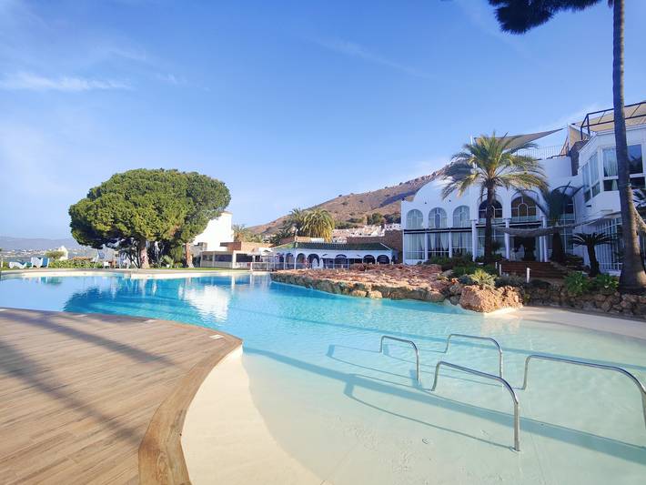 Casa rural para 3 personas, con piscina y jardín en Nerja - 2