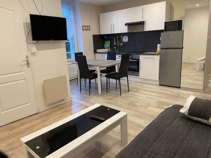 Gîte pour 4 personnes, avec vue et terrasse dans Office De Tourisme De Vittel