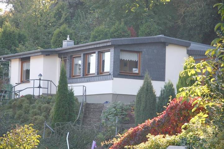 Ferienwohnung für 4 Personen, mit Balkon und Terrasse sowie Garten in Bad Münstereifel