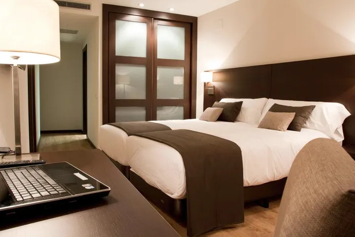 Hotel para 1 personas - 1