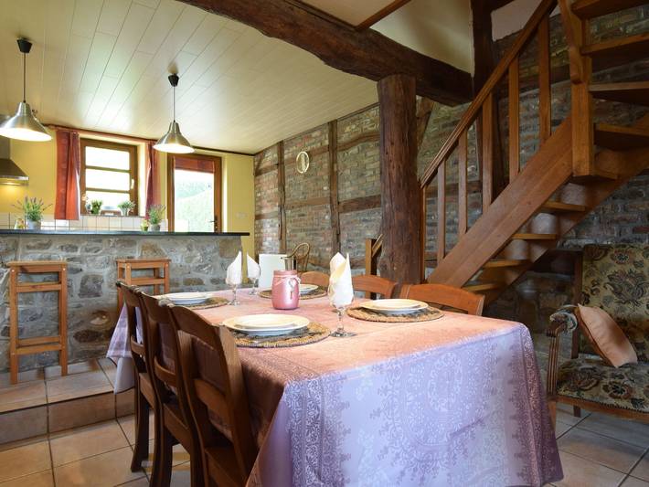 Location de vacances pour 5 personnes, avec terrasse et jardin, adapté aux familles à Durbuy - 3