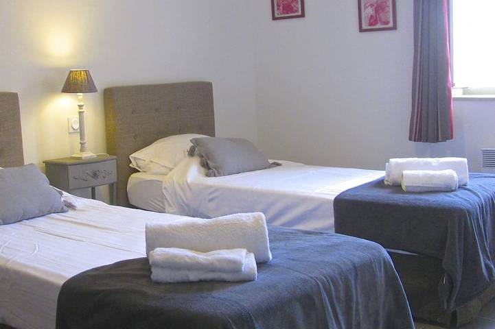 Location de vacances pour 4 personnes, avec jardin ainsi que terrasse et piscine à Saint-Nazaire-d'Aude - 4