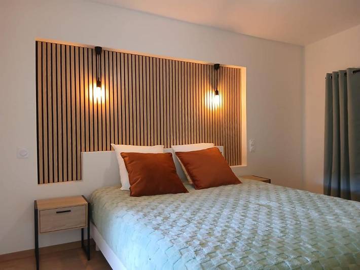 Gîte pour 6 personnes à Saint-Georges-de-Luzençon - 3