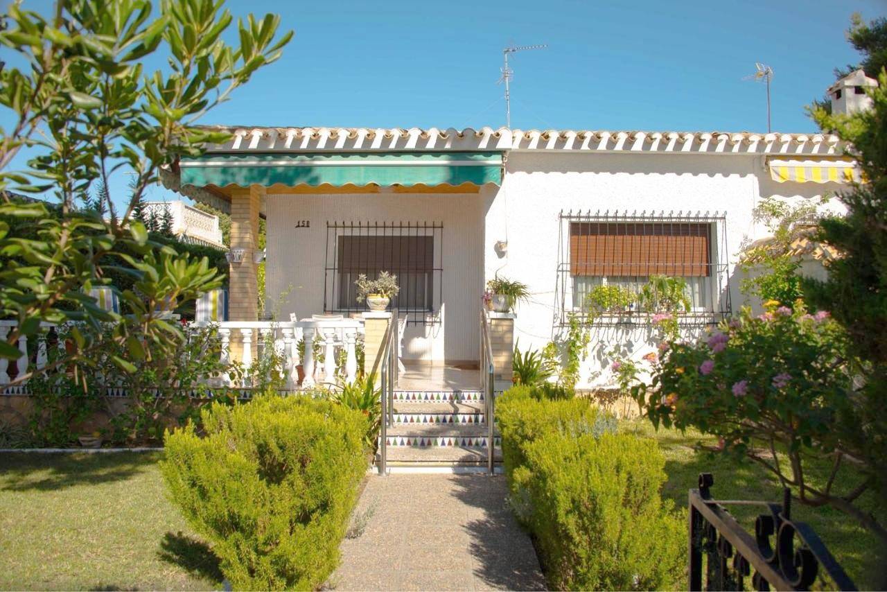 Casa con terraza in Dehesa de Campoamor, Orihuela