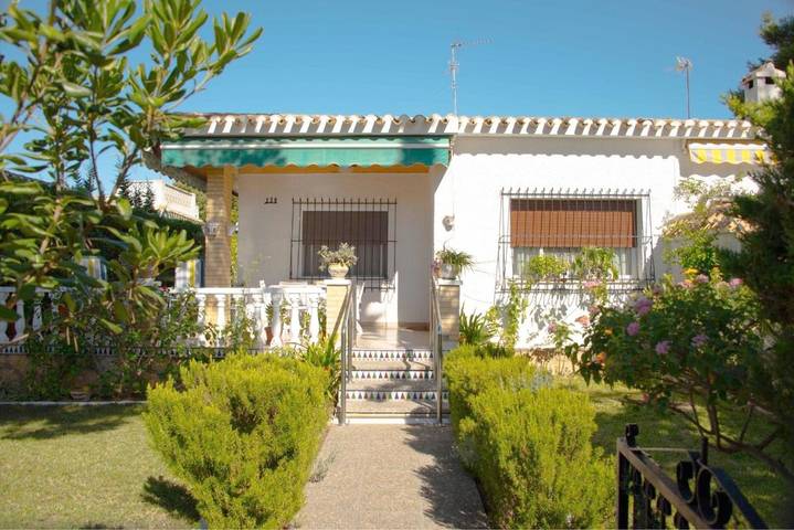 Apartamento para 6 personas, con Balcón y Terraza además de Jardín y Piscina en Dehesa de Campoamor