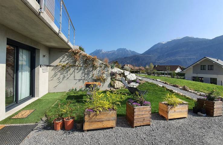 Gîte pour 2 personnes, avec jardin dans Bauges - 2