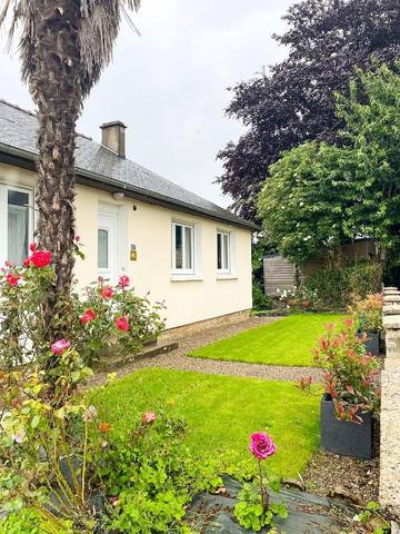 Gîte pour 5 personnes, avec jardin, animaux acceptés à Ducey