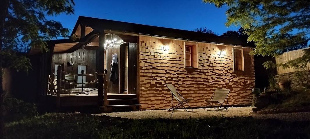 Chalet pour 2 personnes, avec jacuzzi et jardin dans Côte-d'Or