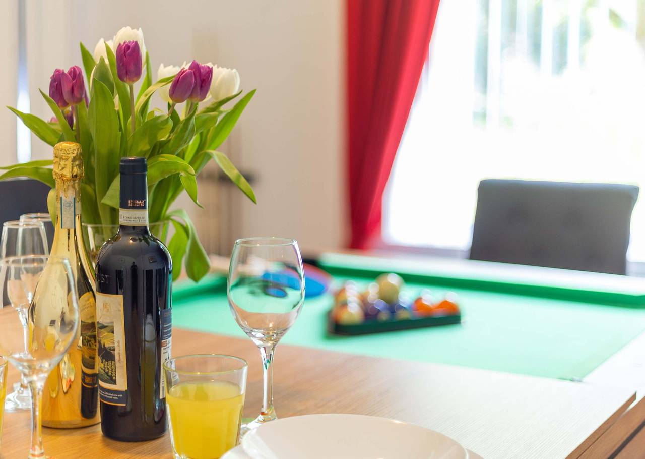 Great Deal for The No 7 3Br House w Pool Table in Brampton (Cambridgeshire), Cambridgeshire