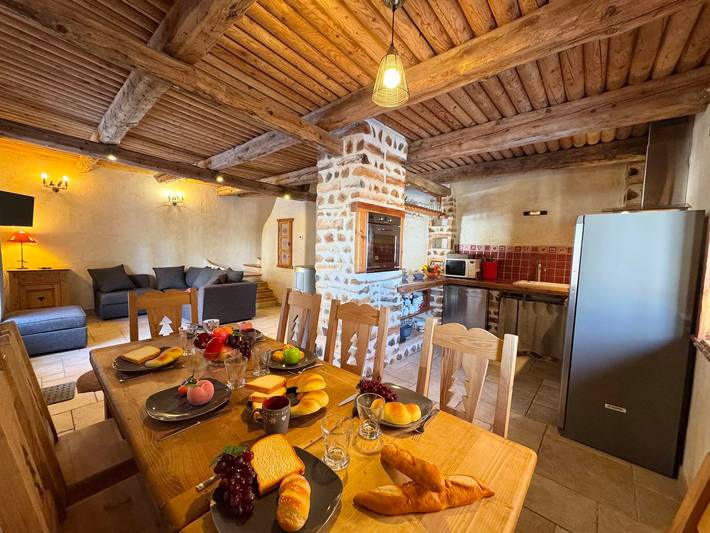 Gîte pour 7 personnes, avec balcon dans Office De Tourisme De Vars