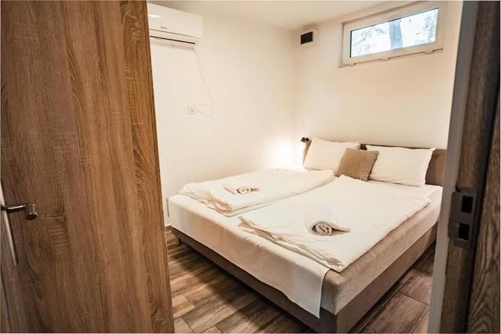 Camping für 4 Personen, mit Terrasse und Garten am Balaton - 4