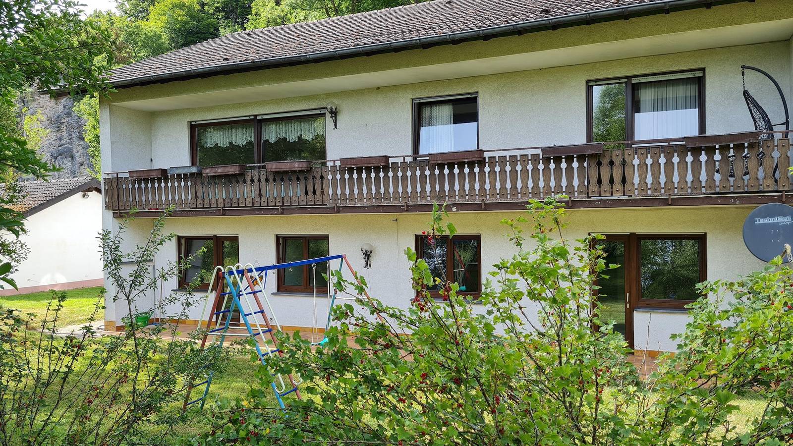 Ganze Ferienwohnung, 5-Bett-Ferienwohnung Ahbach in Nohn, Vulkaneifel