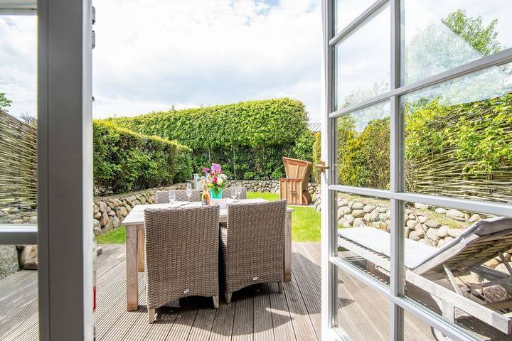 Ferienhaus für 4 Personen, mit Terrasse und Garten sowie Sauna in Tinnum